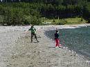 NZ02-Dec-18-10-35-25 * Skimming stones.
Lake Tekapo. * 1984 x 1488 * (633KB)