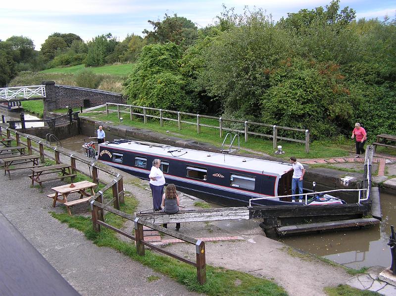 P8260167.JPG - Big Lock from Big Lock pub, Middlewich.