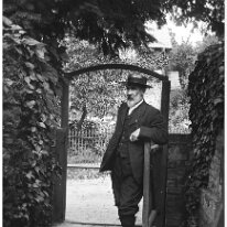 Gentleman with beard Original caption: Gentleman with beard