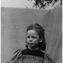 Helen (with a smile) Original caption: Helen (with a smile)