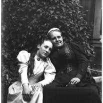 Edith Simmons & girl Original caption: Edith Summer and girl