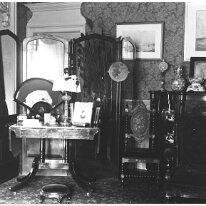 Interior Original caption: Interior 3