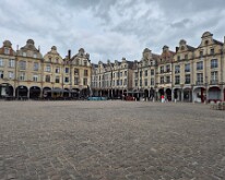 Place des Heros, Arras
