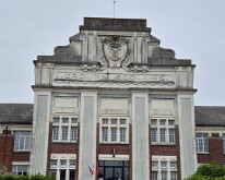 Middle School Pierre et Marie Curie