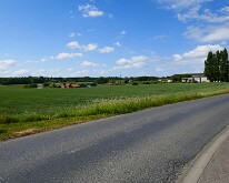 Mühle Farm The 8th King's Own (Royal Lancaster) attacked Mühle Farm, Zonnebeke up this slope on 26th Sep 1917