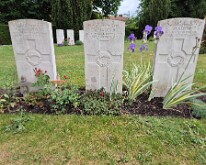 Three soldiers of the 2nd Maori Battalion, Ramparts cemetery, Ypres