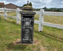 Belgian house's postbox