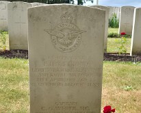 A soldier of the Royal Air Force, Sanctuary Wood cemetery